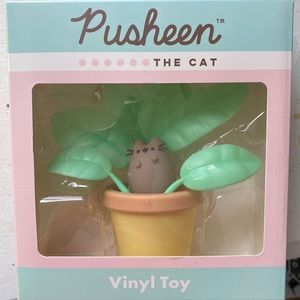 Pusheen vinyl toy house plant